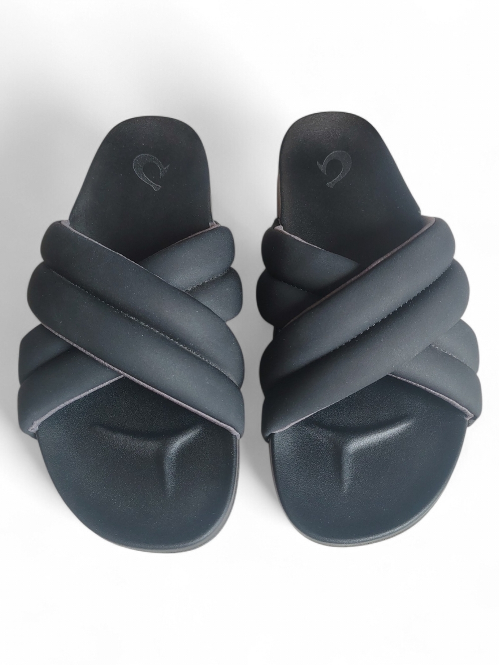 Olukai Hila Women's Puffy Black Cross Cross Slide Sandals Waterproof Size 9